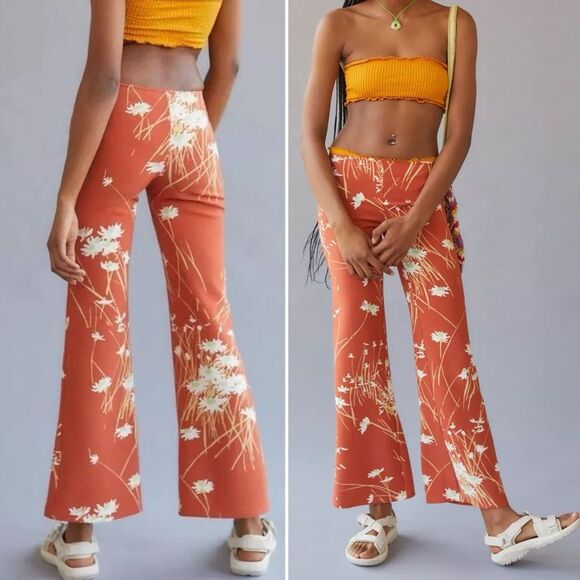 Urban Outfitters UO Dalila Low-Rise Retro 70s Floral Flare Pant Rust Size Small - Picture 6 of 13